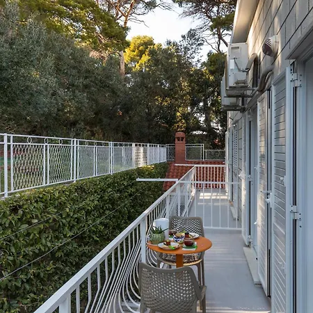 Lile 1 Guest house
